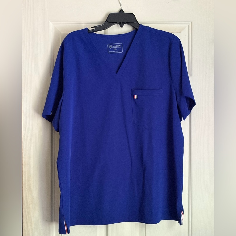 Mediclo Women’s Scrub Top - XXL